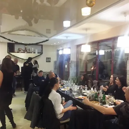 بيت ضيافة Velevi