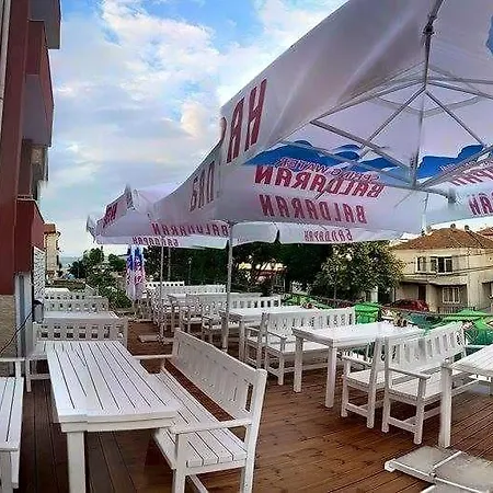 Velevi بورغاس